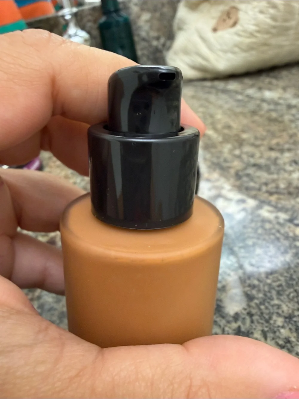 Giorgio Armani Luminous Silk Foundation - Warm Tan / Brown